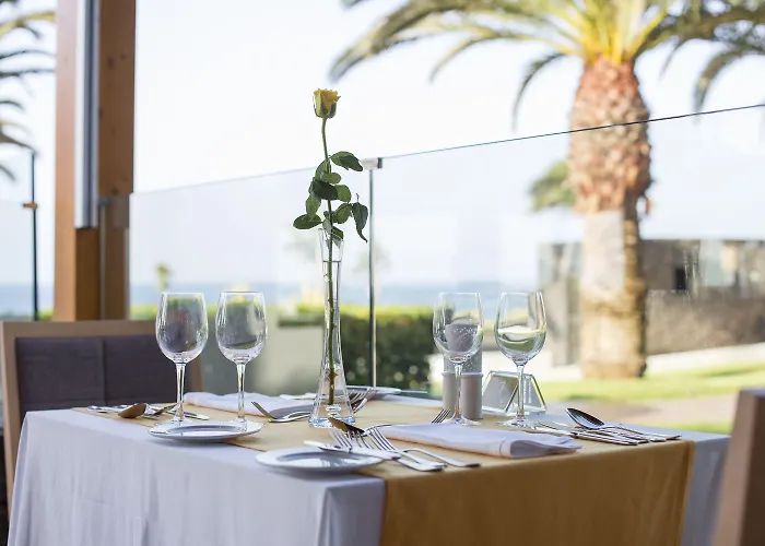 Hipotels Natura Palace Adults Only מלון